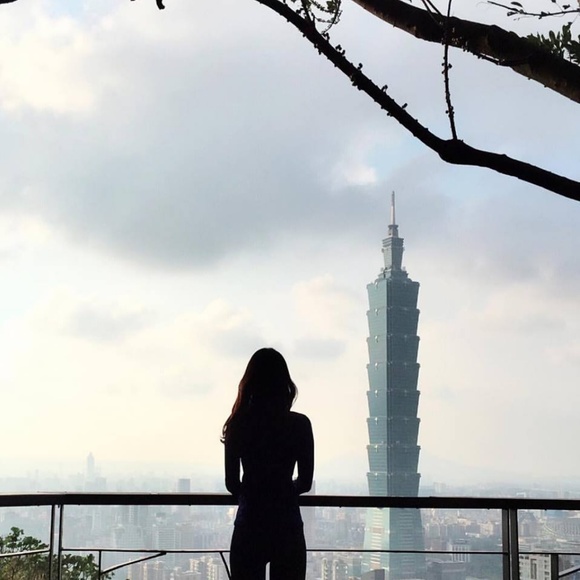 Meet your Posher, Iva - Picture 3 of 3